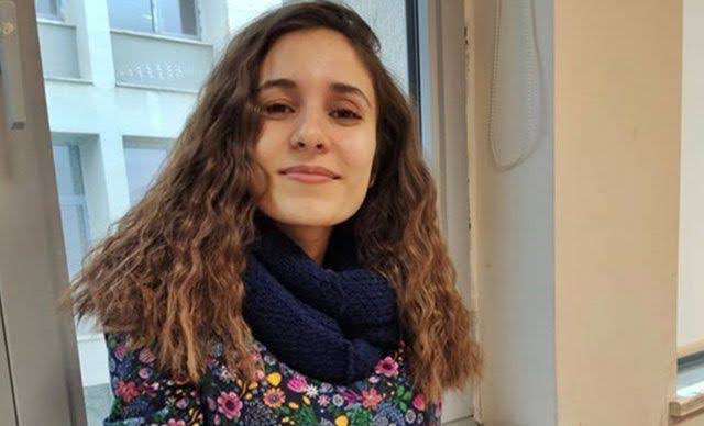 Üzerinden 4 yıl geçmesine rağmen Gülistan Doku’nun akıbetinin aydınlatılması yönünde tek bir umut ışığı yakılmadı.

Gülistan Doku'nun akıbeti bir an önce aydınlatılmalı ve acılı ailesinin adalet talebi yerine getirilmelidir.

#GülistanDokuNerede
#GülistanınGözleriyiz