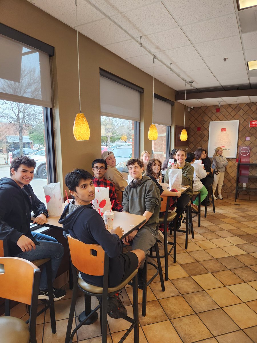 RedhawksWrestle's tweet photo. Operation Chick-fil-A take over was a success. We heard the fastest way to an athletes heart is through food and fellowship. https://t.co/AL1RfyIQm8