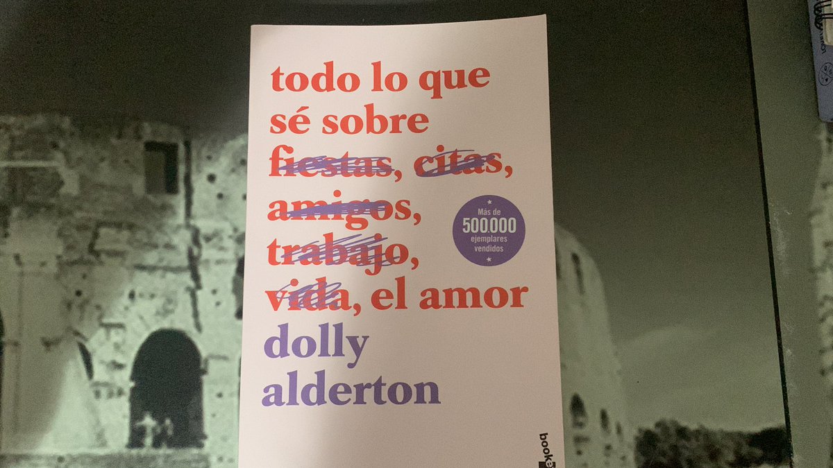 amparold_'s tweet photo. U otra razón (lo veo normal, es la amiga con la que más he hablado de libros y una de las que más he hablado de una amplia variedad de temas ). A parte de que es una persona con la que tengo una relación que amo mucho y una persona  q me es fascinante (te adoro @macarena_12_09 ) https://t.co/CK5N3oIFIE