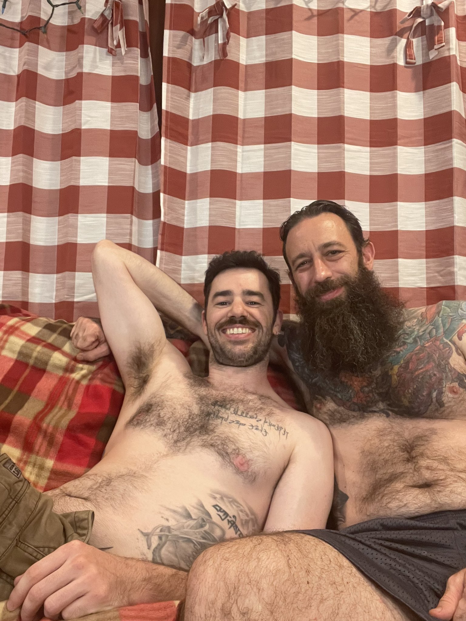It’s been a while since I went live with this sexy stud but this Wednesday Jan 10th we are going live at 7pm! Can’t wait to get my hands all over him 😍 https://t.co/kvaupd9nzt https://t.co/YKlOefbRB7