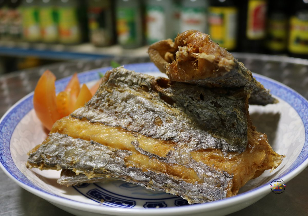 3jMarket's tweet photo. From fish to lumpia, we have something for everyone! 🔥 Bring your appetite to 3J's Oriental Market and you won't be disappointed. 😎

#filipinofood #filipino #vallejo #bayareaeats #bayareabites #bayareafoodies #dinelocal #707food #solanocounty #goodeats #grocerystore #grocery https://t.co/blRB71sMFg