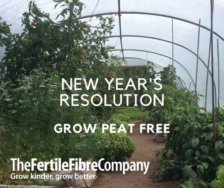 Happy New Year! 🎉 🌱 Will you be growing peat free this year?! 👉 The government has announced it will ban the sale of peat compost, due to its negative impact on the natural environment. 👉 Why not make the switch NOW?! #FertileFibre makes a great alternative. #peatfree
