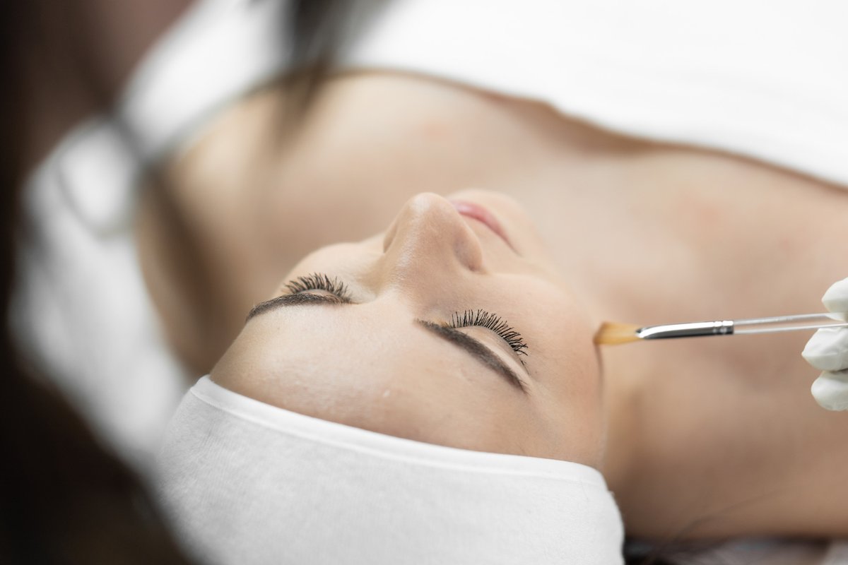 Want to enhance your beauty? Try our exclusive range of #cosmeticservices: #Fillers, #chemicalpeels, #laserhairremoval, dermal fillers, and more! ✨ #Utah 

Let’s make the world notice your glow with Swinyer Woseth #Dermatology. 🌐 brnw.ch/21wF1cs 
📞801-682-4715