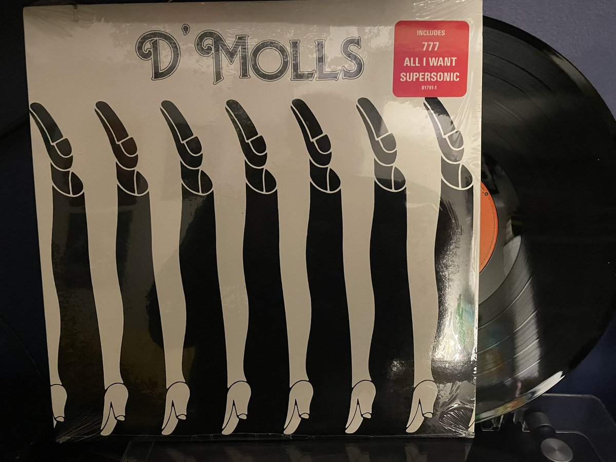 pb1505thfc's tweet photo. Purchased this today… from Oxfam of all places, OG copy , still sealed… £12. I know @LFCMFighter is a big fan!
#DMolls #glam #Hairmetal https://t.co/mz63XKmqeU
