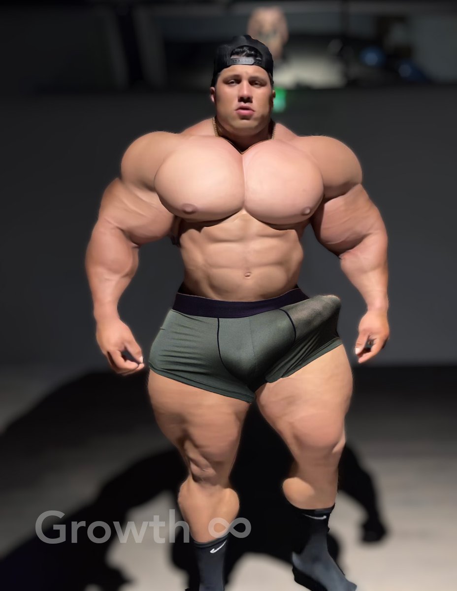 Howlingmutant0's tweet photo. My trainer asked what my fitness goals were and I showed him this picture and he said he wasnt comfortable working with me https://t.co/v3ZNgvdrlU