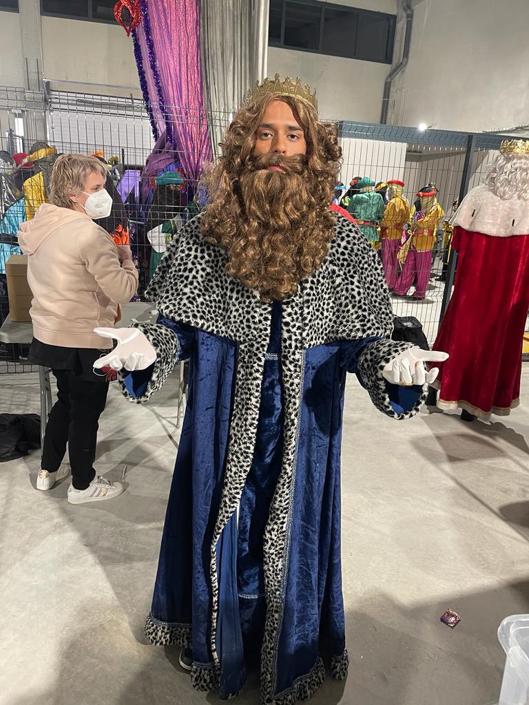 Menino cresceu, virou menino rei 👑🧡