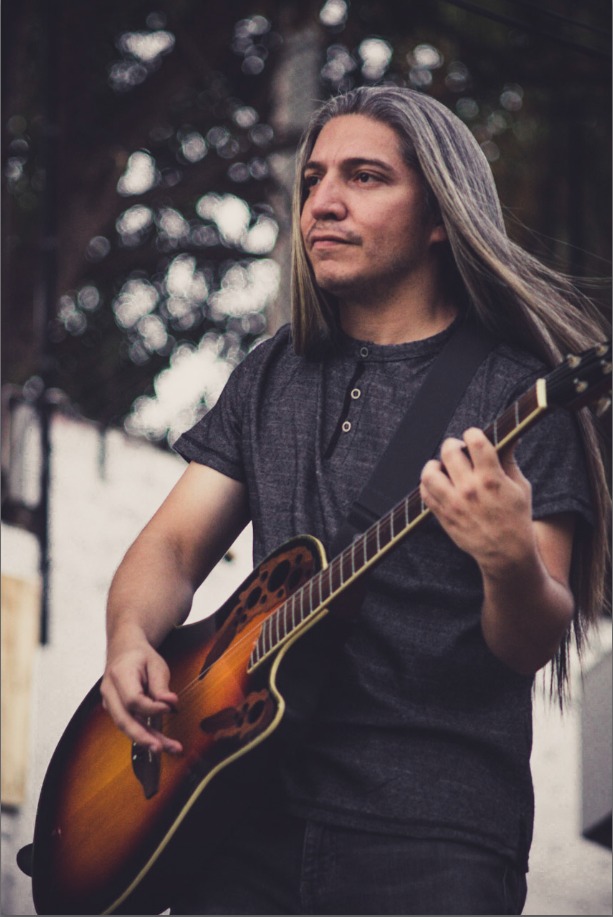 TheUSBandsv's tweet photo. En el año 2015 comenzamos un proyecto de covers llamado Versión Acústica aquí algunas estampas de aquellas primeras presentaciones. https://t.co/Fm0LgozJ9g