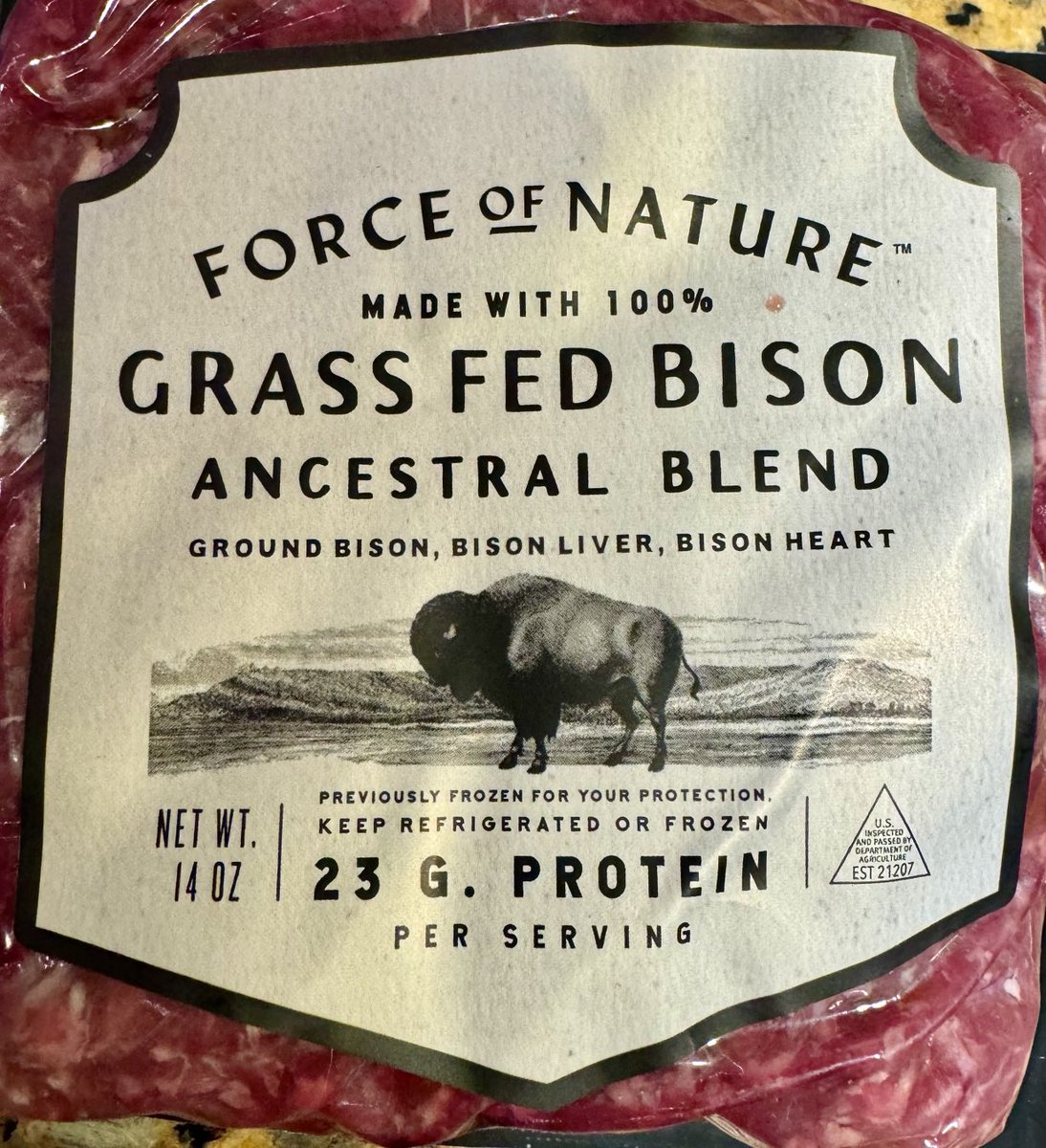 AnnChildersMD's tweet image. My meat du jour: Grass Fed Bison Skeletal Muscle, Fat, Liver and Heart 😋 One of the great things about hamburger is you can hide offal in it that even your kids might not detect