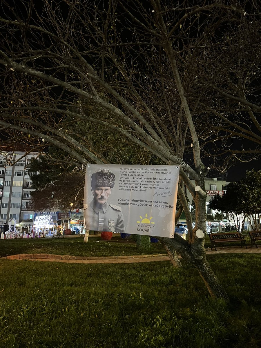 Milliyetçiliği suç olarak kabul edenlere duyurulur:

Biz her koşulda bu suçun faili olmaya devam edeceğiz!