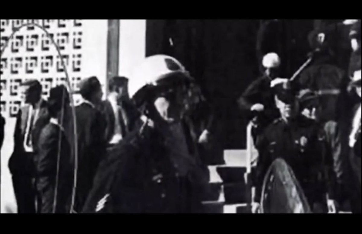 RealFletch17's tweet photo. So Trump just posted this awesome video. But very quickly showed the following slides about JFK!
🔥🔥🔥🔥
Wait till that all comes out!
#BushDidIt https://t.co/MOdofNIqrd