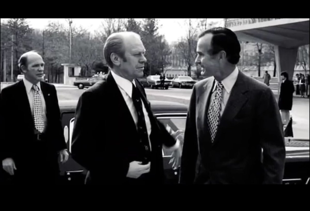 RealFletch17's tweet photo. So Trump just posted this awesome video. But very quickly showed the following slides about JFK!
🔥🔥🔥🔥
Wait till that all comes out!
#BushDidIt https://t.co/MOdofNIqrd