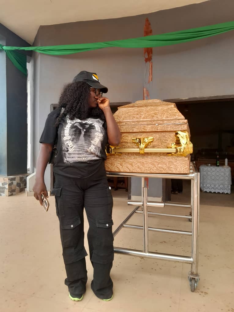 BAMBAM1475's tweet photo. @unusualphyna @phynation_ @Ken_DraAg @Goodboi2468 @OghidePat @Sandraofficiali @SkyLove9103 @EdoVibeQueen @bxladare_ @KhairHumu @badgirlempress and many others I cannot remember, God bless you all for me, affliction will not raise the second time.
PHYNATION ARE TRULY A WONDERFUL AND LOVING FAMILY. โค๏ธ
@Sharon17575252 @sarahprincessst God bless you all.
#phynations https://t.co/SaKUD1HDYr