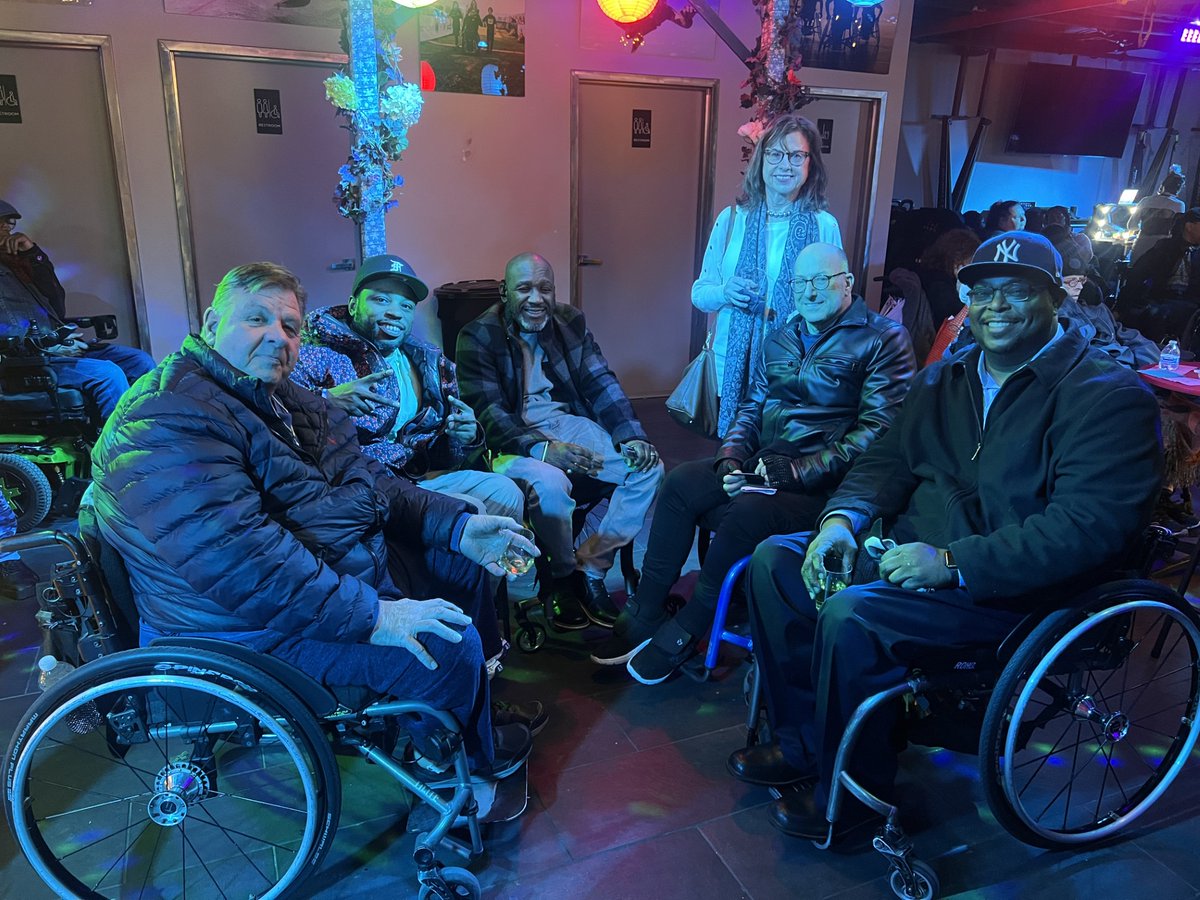 MountSinaiSCI's tweet photo. Here are a few pics from the attendance@axisprojectnyc Holiday party that took place on 12/21/2023. Many members from Mount Sinai was in attendance, at the event. #holidayparty #spinalcordinjury #disability #wheelchair #adaptive #axisproject #disabled https://t.co/c172okWzpL