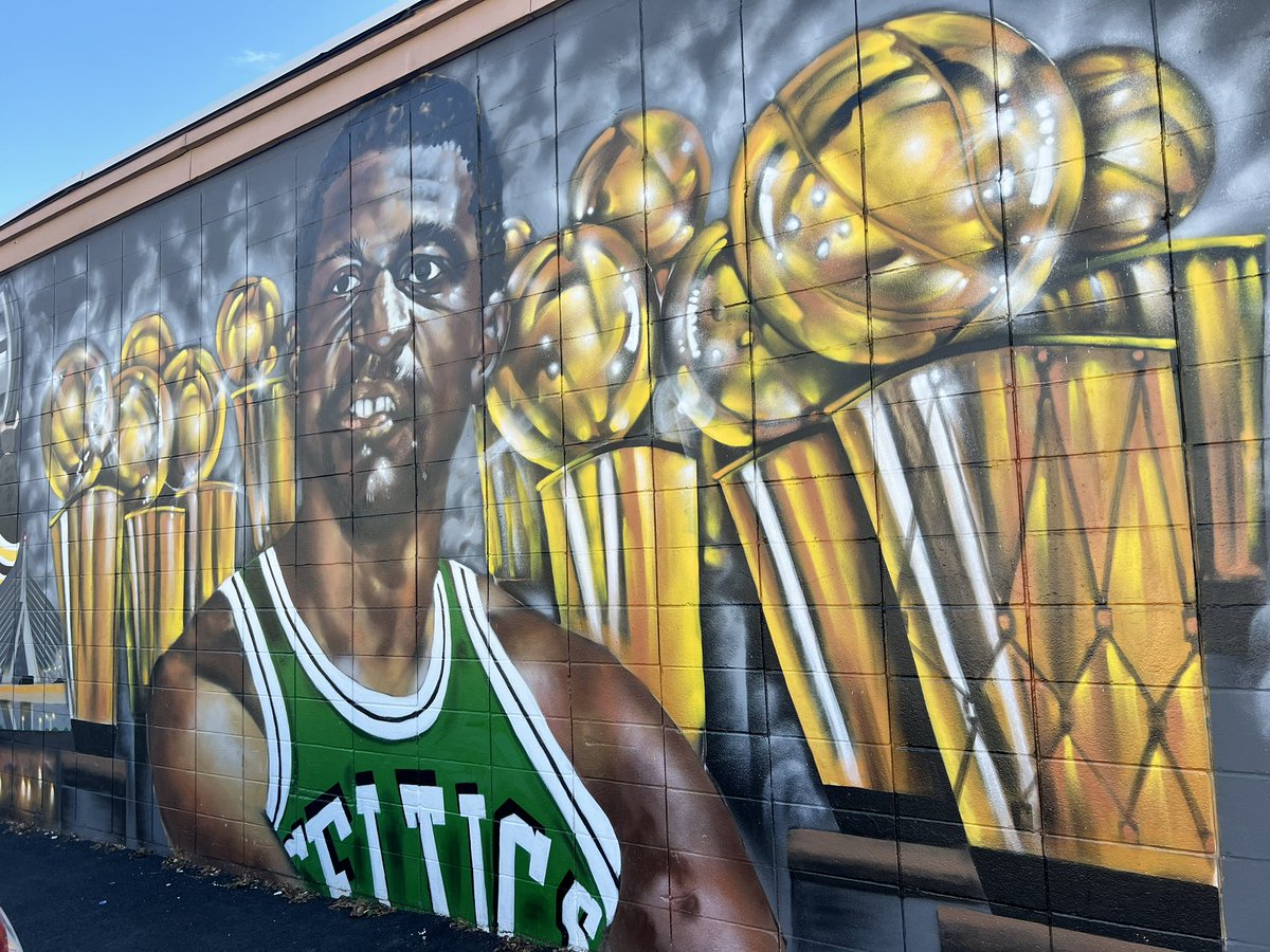 Had to visit the GOAT🐐 #RIP #BillRussell #Celtics #Bleedgreen #DifferentHere #NBA