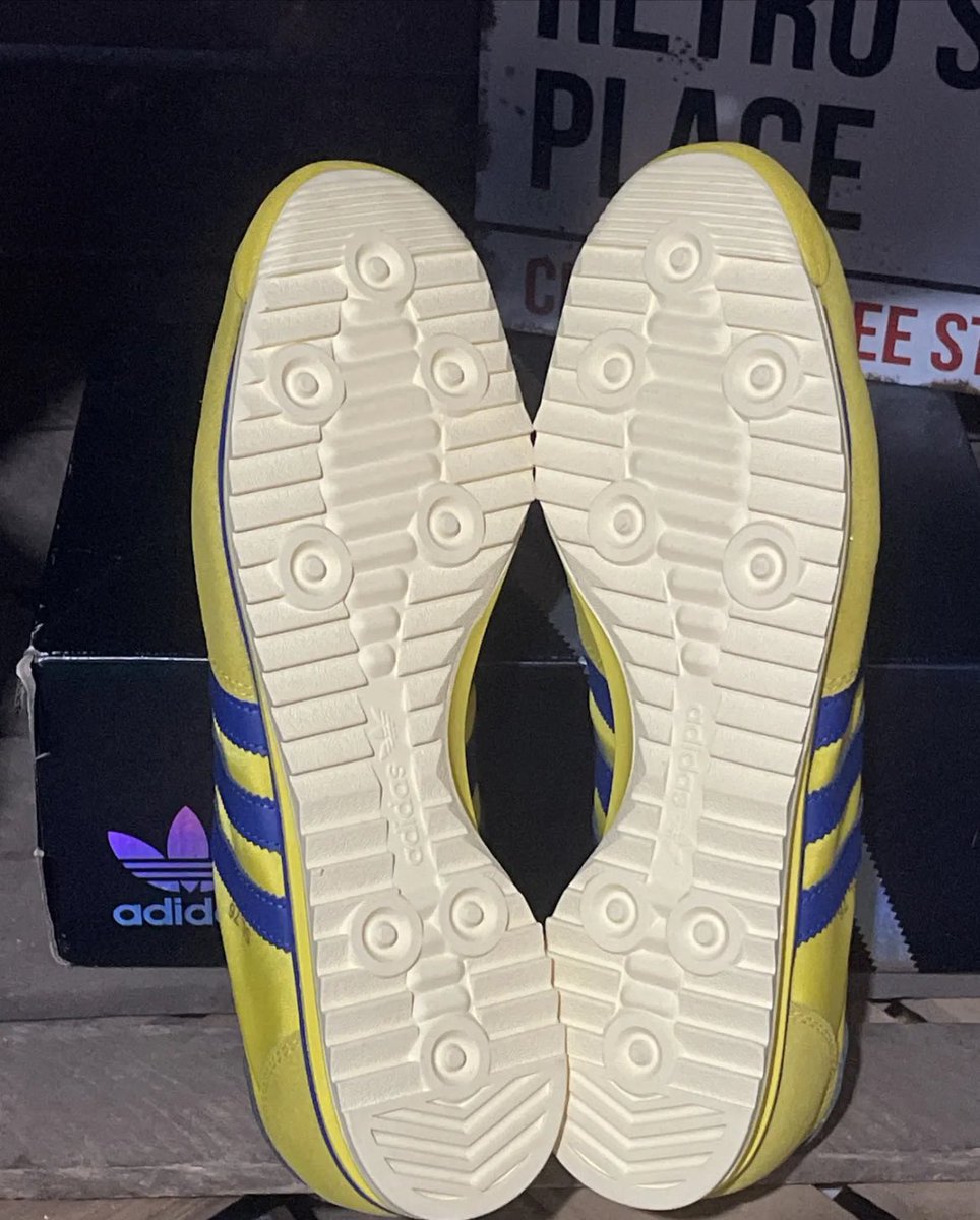 RetroSolesUK's tweet photo. For Sale:-

#Adidas #SL76

Date of Release:-  2020

UK 9.5 

Condition:- Brand New with Tags 

With OG Box:- Yes 

£85 DELIVERED 

More Photos Available 

RT Appreciated DM me if interested https://t.co/Plks178bFP