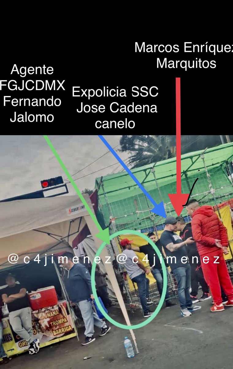 c4jimenez's tweet photo. EL AGENTE de @FiscaliaCDMX …y LOS EXTORSIONADORES ENCARCELADOS
Así platicaban y se organizaban en el mercado de @IztacalcoAl
Así acabaron.
Agente Fdo Jalomo: muerto
Expolicia José Cadena: preso
Marqultos: preso
Los policías lo apoyaban para exigir cuotas en distintos mercados. https://t.co/mnABD89sUn
