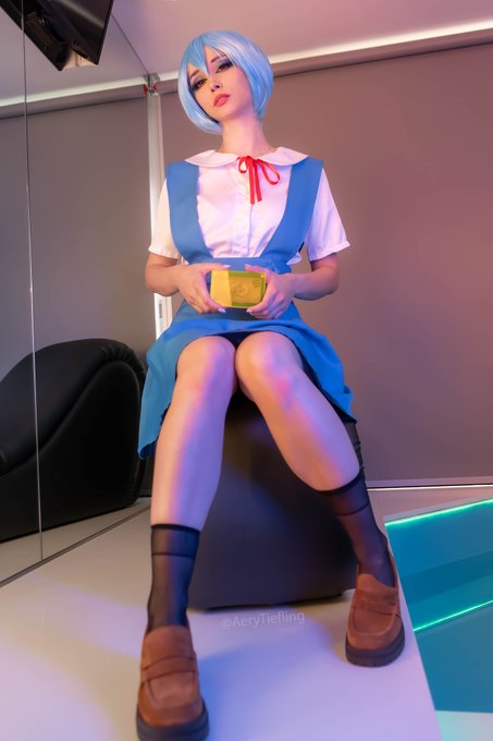 1 pic. I saw what you did to Asuka when she was in a coma.
Want to do it to me, too?

#cosplayergirl