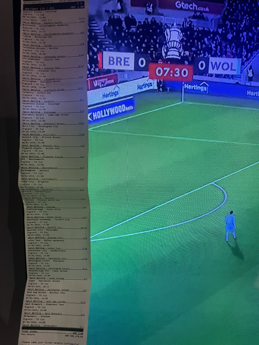 CallumWillis8's tweet photo. Either the best £2 of my life or just a waste of time https://t.co/oUxxubl2iP