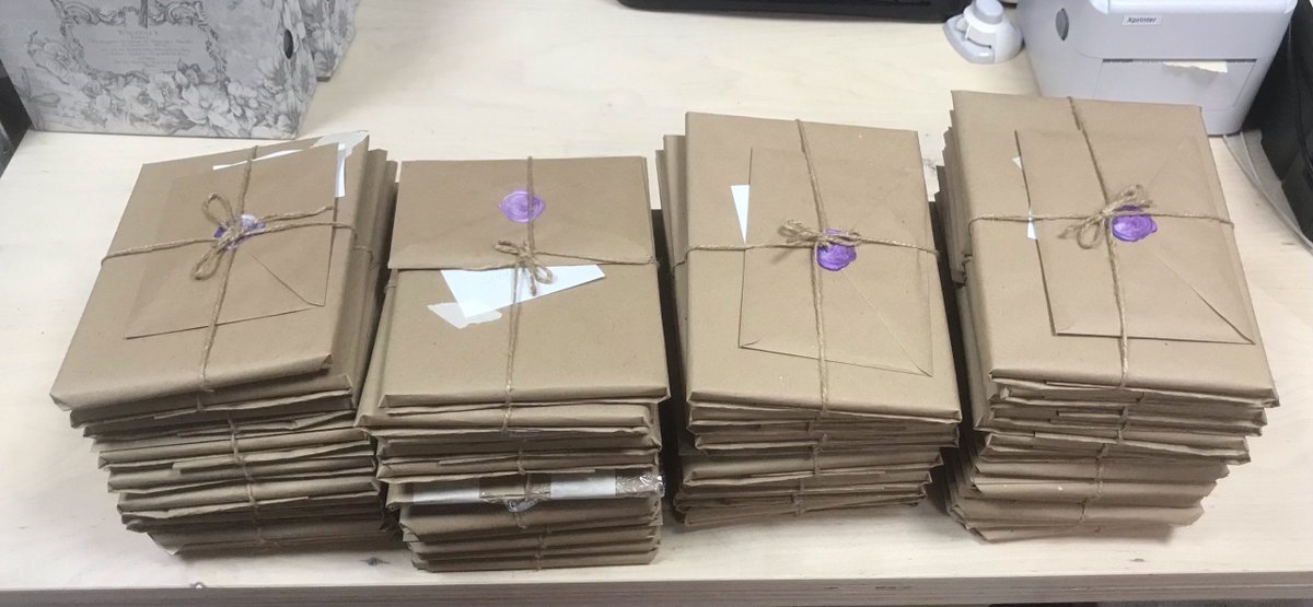 All bundles has been packed and preparing to be delivered!

Happy new year for everyone! A little update for you: All russian zines already sent and all of PDFs too. If you don’t receive your PDF version please let us know sondamzine@gmail.com

Thank you for your patience!💜💛
