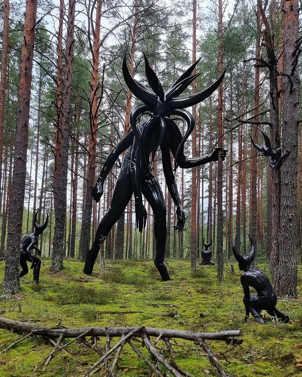 theyhuntforprey's tweet photo. You can still meet the Old Gods in the wilds. Be calm and respectful, and then maybe you'll have their blessing. https://t.co/bnwRPCOhhr