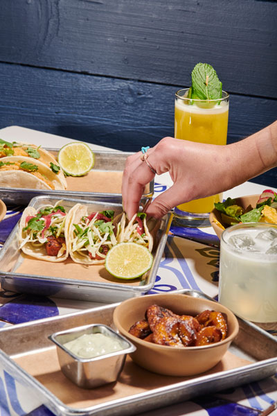 bartacolife's tweet photo. It's officially mahi mahi season at bartaco—meet our new #bartacosecret mahi-nita pibil taco 🌮
Orange-achiote marinated mahi mahi🌶 served over a habanero-cabbage slaw w/ pickled red onion + tomatillo salsa. AND sales from this taco are supporting Hands Offering Hope.
#bartaco https://t.co/Ffswm34R8f