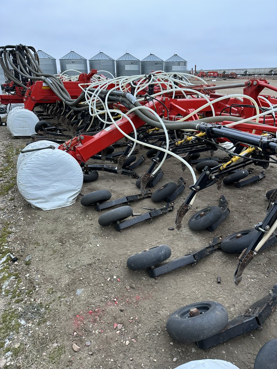 Big shout out to Webb colony. The boys showed up and threw all new bushings in the ole girls. 2 units in 2 days! Ready for many more crops! Call or text Lucas @ 306 774 4319 for details.