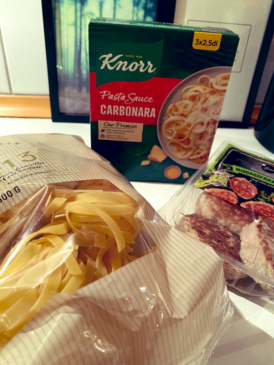 Kæresten forkæler med ægte italiensk👨‍🍳🤌🇮🇹 <a href="/nielspedermort2/">Niels Peder Mortensen</a> @baretraet @MVangby @iwannaholdjohan