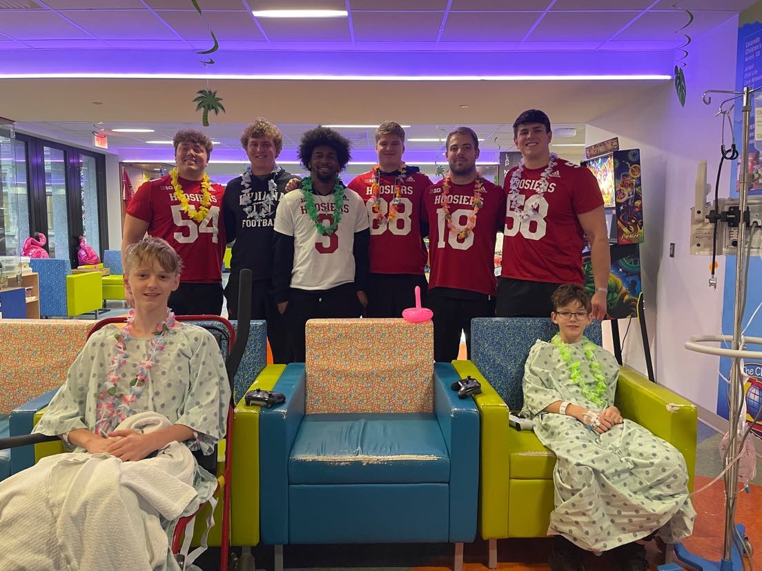 Thank you to Riley Children’s Hospital for allowing us to meet some amazing kids and @aden_cannon for organizing this. @IndianaFootball