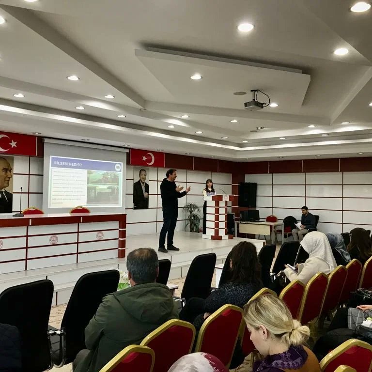 Elbistan Bilim ve Sanat Merkezi (@elbistanbilsem) on Twitter photo Afşin, Ekinözü, Elbistan, Nurhak ve Göksun İlçelerinde 2023-2024 Bilsem öğrenci Tanılama süreci Kurum Müdürümüz Mehmet TURAÇ Elbistan Rehberlik ve Araştırma Merkez Müdürü Vefa BUGDAY kurumumuz rehber öğretmeni Hakan BOZDOĞAN sunumlarıyla tamamlanmıştır. <a href="/elbistanmem/">Elbistan İlçe Milli Eğitim Müdürlüğü 🇹🇷</a> <a href="/fatihelb46/">Mehmet TURAÇ</a> Afşin, Ekinözü, Elbistan, Nurhak ve Göksun İlçelerinde 2023-2024 Bilsem öğrenci Tanılama süreci Kurum Müdürümüz Mehmet TURAÇ Elbistan Rehberlik ve Araştırma Merkez Müdürü Vefa BUGDAY kurumumuz rehber öğretmeni Hakan BOZDOĞAN sunumlarıyla tamamlanmıştır. <a href="/elbistanmem/">Elbistan İlçe Milli Eğitim Müdürlüğü 🇹🇷</a> <a href="/fatihelb46/">Mehmet TURAÇ</a>