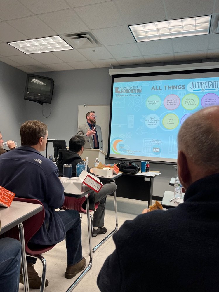 DesotoParish's tweet photo. DeSoto CTE teachers and leaders spent the day at BPCC for the Region 7 CTE Conference learning and networking in order to continue to provide innovative educational experiences for all our students! They are #TheDeSotoDifference! https://t.co/OVPl49vZSg