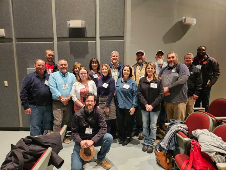 DesotoParish's tweet photo. DeSoto CTE teachers and leaders spent the day at BPCC for the Region 7 CTE Conference learning and networking in order to continue to provide innovative educational experiences for all our students! They are #TheDeSotoDifference! https://t.co/OVPl49vZSg