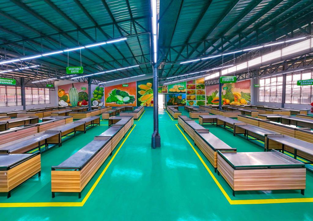 Samsonprolific's tweet photo. Q: What of transport?
A: The customer pays for it. We also have a place coming up in Mushin to ease transport cost, located at the Lagos food hub.
Q: Wages?
A: Locked in for the year, as we review staff contract annually.
To be cont'd.
#FoodLock #FarmerSamson #TheWizardFarmer https://t.co/Fyss3Xpd40