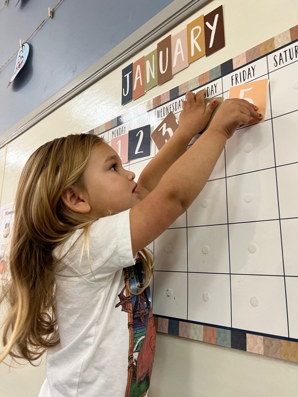 Montessori_SC's tweet photo. Happy New Year! We're enjoying our first week in January learning about the different winter animals and getting back into our rhythm.

#montessori #sanclemente #talega #preschool https://t.co/Tq5L6u75HY