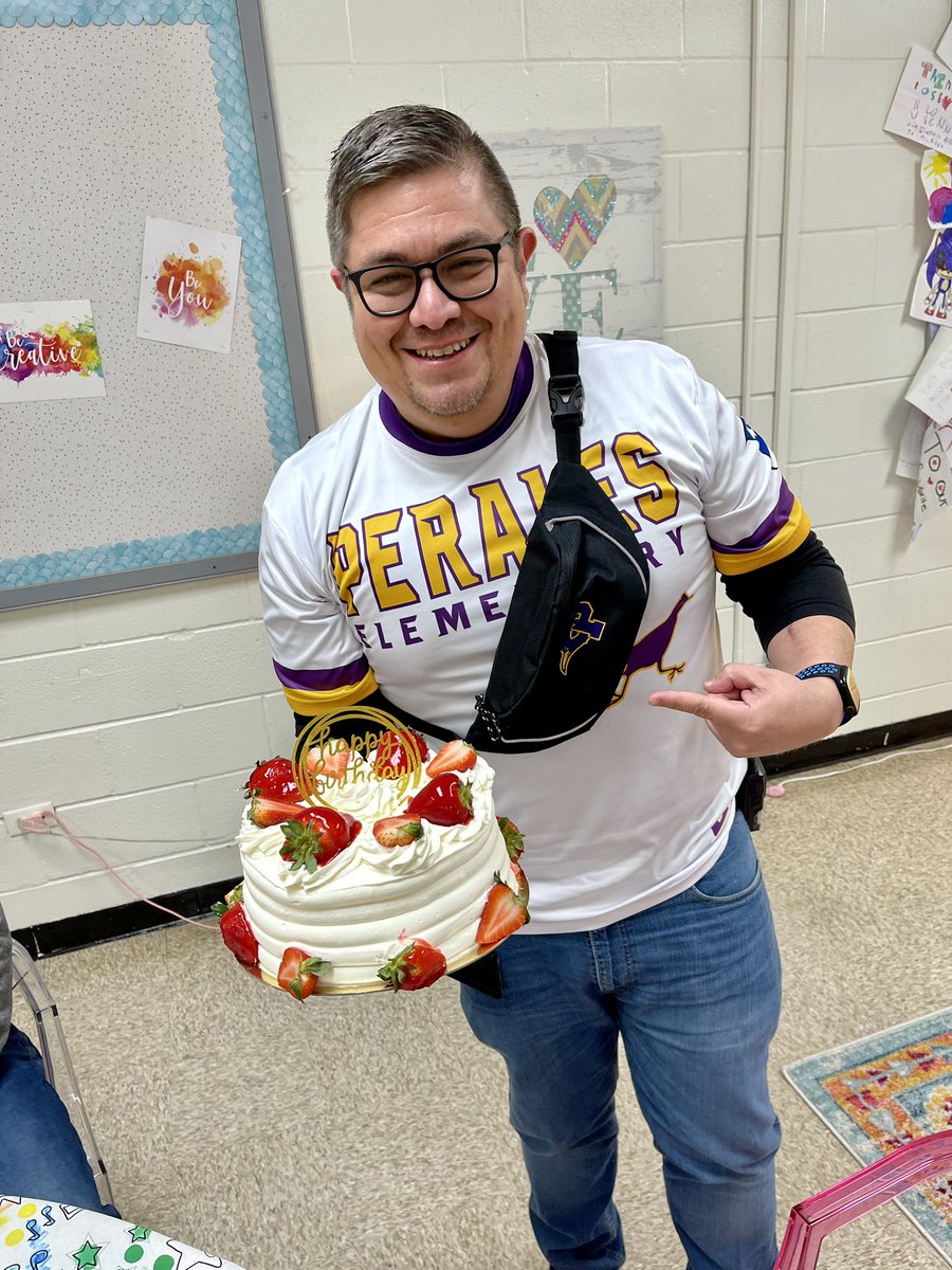 Michelle Lopez DeMiero (@shelldemiero) on Twitter photo Happy Birthday to our Perales proud fearless leader, Mr. Medrano! 🎂🎈<a href="/PeralesESchool/">Perales STEAM Elementary School</a> Happy Birthday to our Perales proud fearless leader, Mr. Medrano! 🎂🎈<a href="/PeralesESchool/">Perales STEAM Elementary School</a>