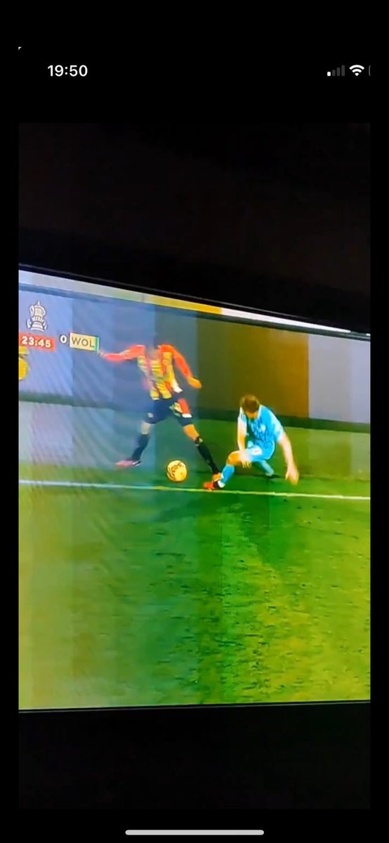 Mr Webb any chance of explaining how one is a red card and the other isn’t ? 

<a href="/FA_PGMOL/">PGMO</a> 
#WWFC 
#Corrupt