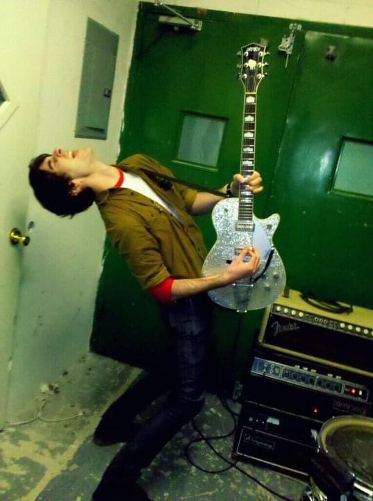 Henry_Kaye's tweet photo. honestly my application should probably be bumped to the top of the list since i’m already completely familiar with all of james iha’s guitars and pedals from recording at stratosphere back in 2011 https://t.co/n53xBaDnSR