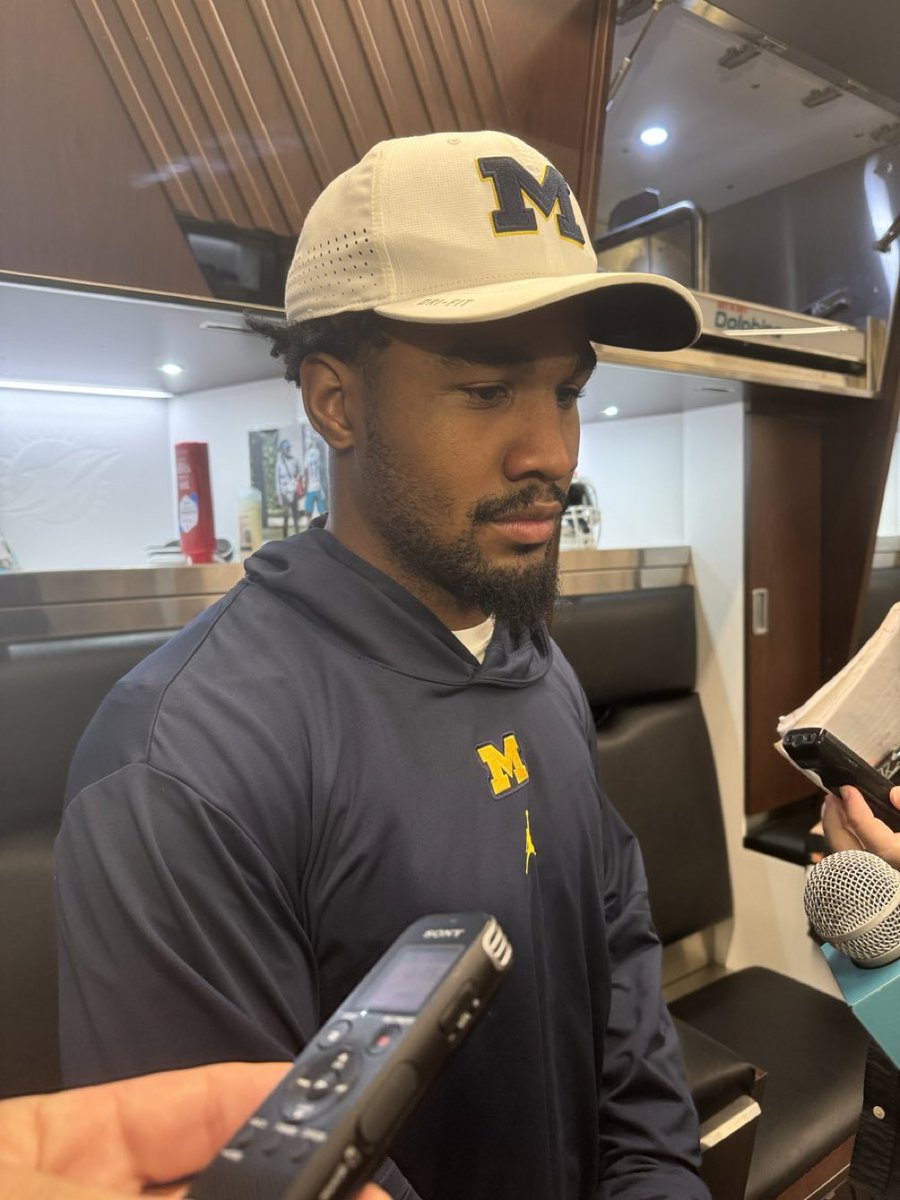 KingOfPhinland's tweet photo. Jaylen Waddle is in all Michigan gear today because he lost a bet to Dolphins CEO Tom Garfinkel on the CFP semifinal game💀 https://t.co/mSsI6uxME2