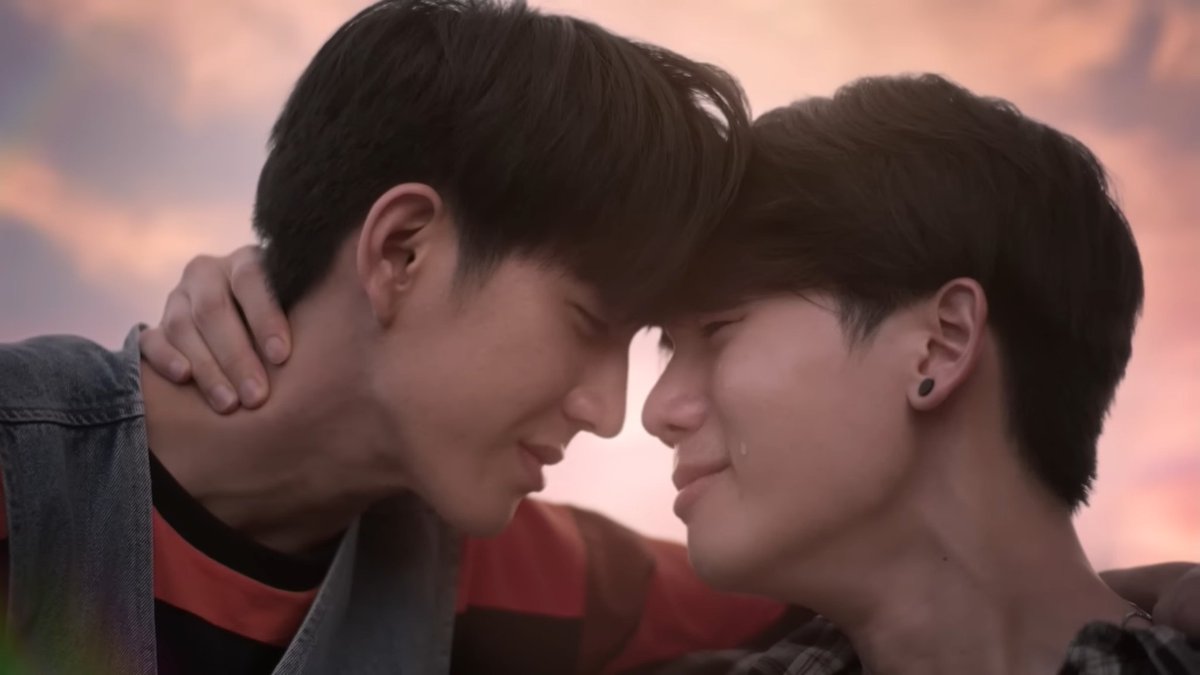 infinitygraph_'s tweet photo. @.backaof should be banned from climbing the mountains look what he did to us when you let him get there 💔 https://t.co/qOocH0Vxks