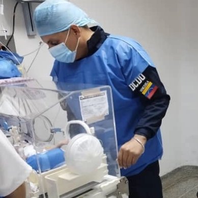Cuerpo de Policía Nacional Bolivariana. tweet media