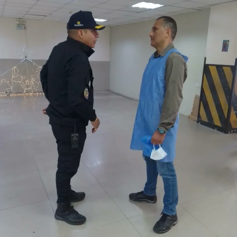 Cuerpo de Policía Nacional Bolivariana. tweet media
