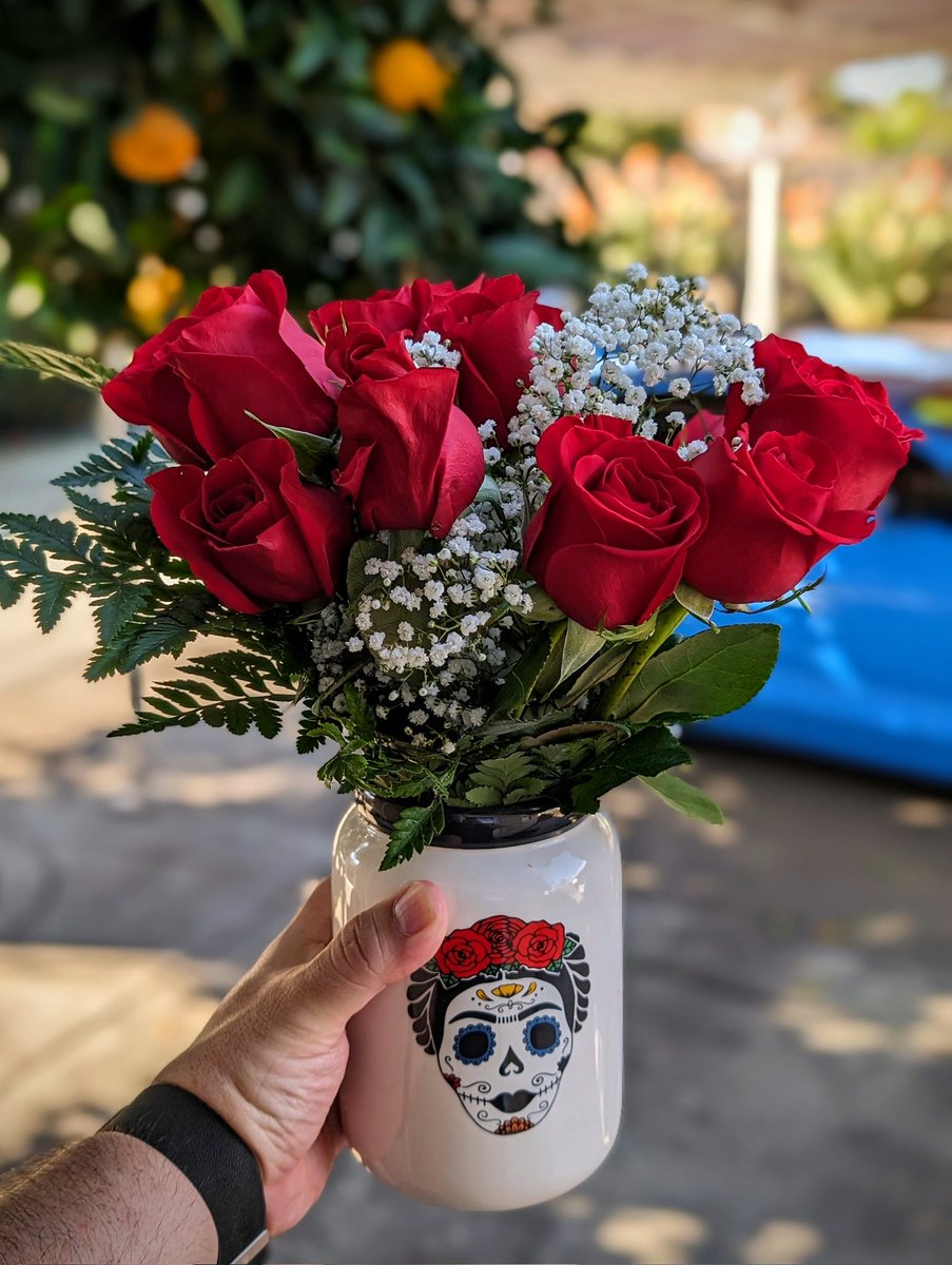 This Pixel camera simply doesn't miss.🌹

📸: <a href="/GooglePixel_US/">Google Pixel</a> Pixel 8 Pro
#TeamPixel #giftfromgoogle