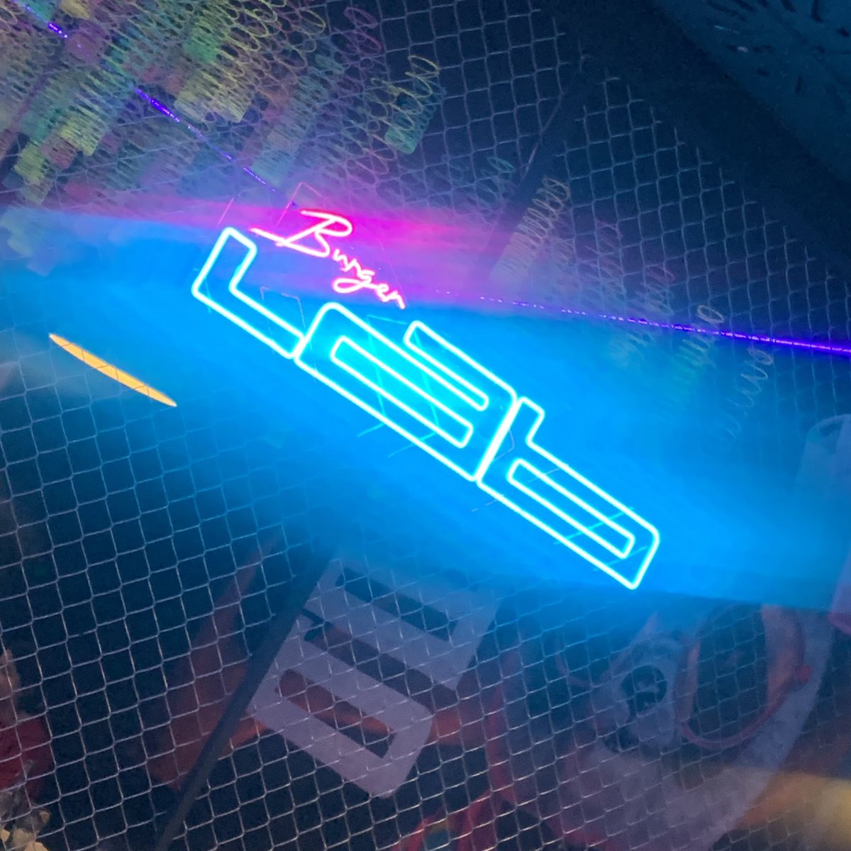 rlc1983's tweet image. Hamburguesas de laboratorio comidas con guantes!
#burgerlab