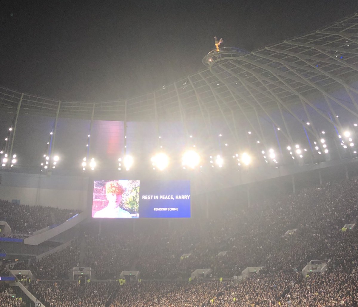 henrywinter's tweet photo. Minute 16: Ange Postecoglou leads applause of all at #TOTBUR in memory of 16-year-old Spurs fan Harry Pitman who was stabbed to death on Primrose Hill on New Year’s Eve. Rest In Peace. https://t.co/5H9cikEGFc