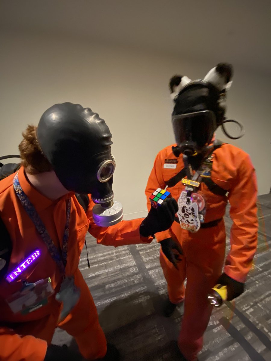 bitcyon's tweet photo. When the company is lethal @ZeekerssRBLX #AnthroNW https://t.co/7y3GMzh0h8