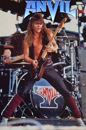 JrocksMetalzone tweet media