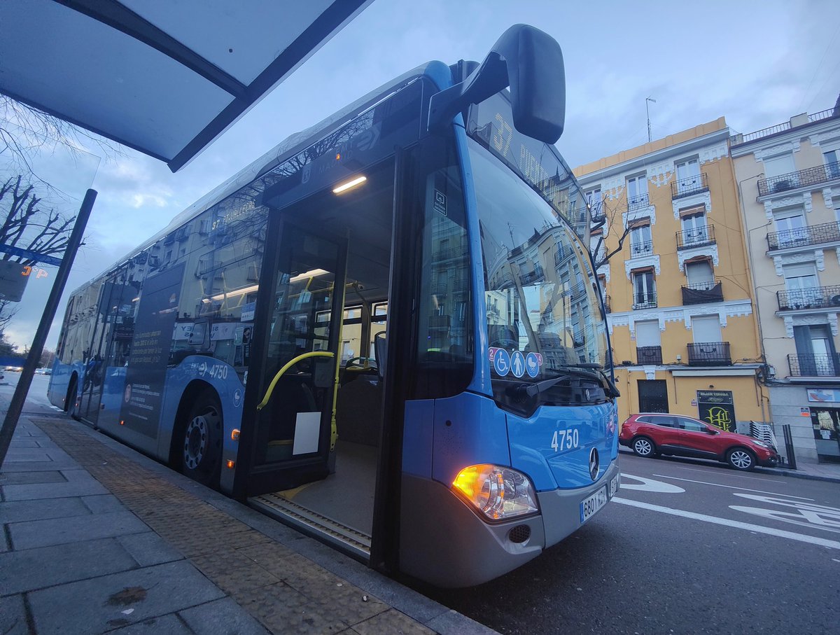 MCMXCII 👨‍💼🚍🌇 tweet media