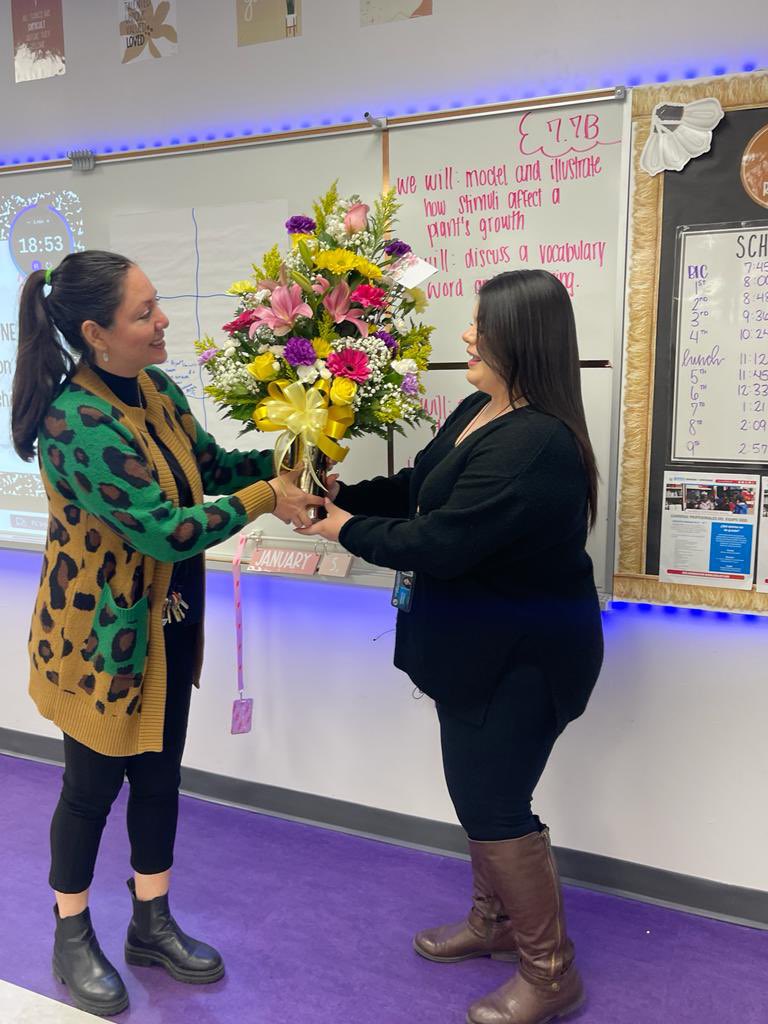 Eastlake_Middle's tweet photo. Please help me congratulate our very own 2024 Raven Teacher of the Year, Ms. Guereque! @SGuereque_ELMS #TeamSISD #LiveTheMission #GreatnessOnTheHorizon 💜 @LAlvarez_ELMS @CBerumen_ELMS https://t.co/PEUQEhJSYD