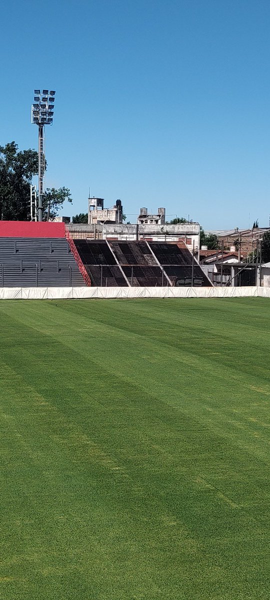 ESTADIOTALLERES's tweet photo. Extensión Tribuna Germán Denis:

Se culminó de armar el encofrado de carpintería, en los próximos dias seguiremos avanzando con la armadura de hierros.

🇦🇹¡Las tribunas las hacemos entre todos!🇦🇹
@ClubTalleresOk @FrecAlbirroja https://t.co/Nsv3DTUHMW