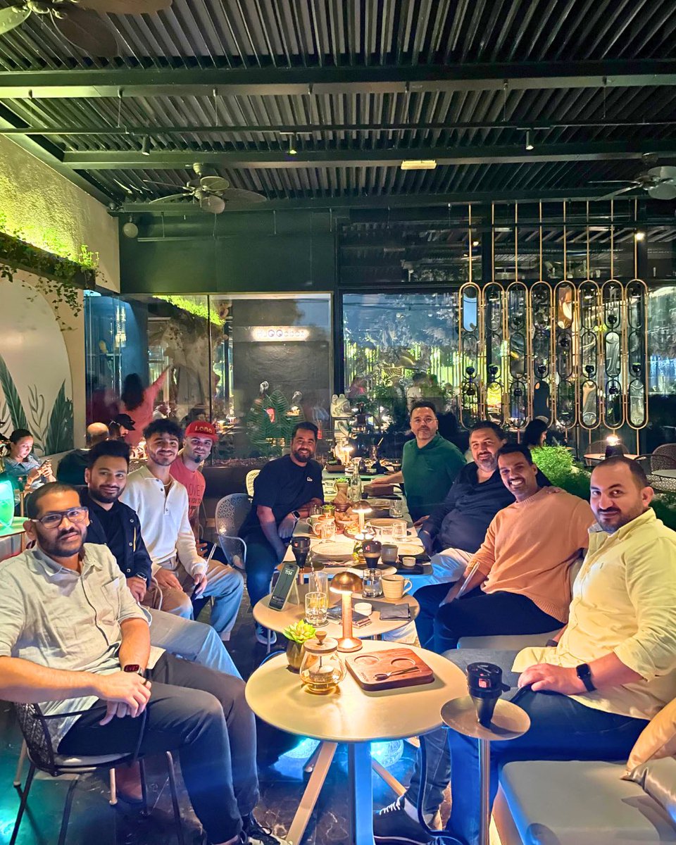 Our first CxO event of 2024 in Dubai was an impromptu get together of Entrepreneurs and VCs from Canada and UAE united in this global hotspot for discussion, new partnerships, and more! 🌟 Want to get involved? 🔗 launchacademy.ca #CxOEvent #Dubai #Networking #VC