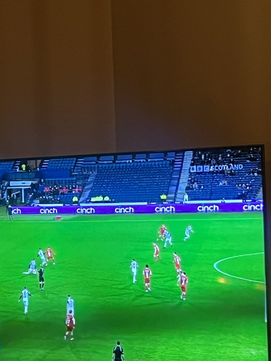 Linesman should never officiate again. How he called offside for this is an embarrassment to Scottish refereeing <a href="/queensparkfc/">Queen's Park FC</a>